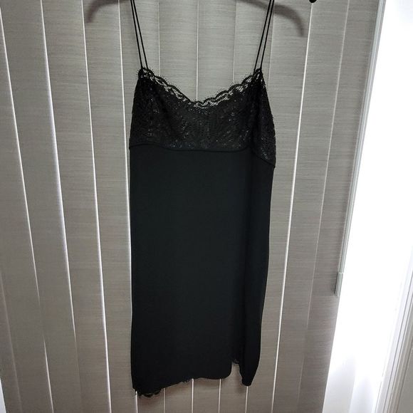 EC/ Ellen Tracy Elegant Black Dress (only) - Picture 2 of 6